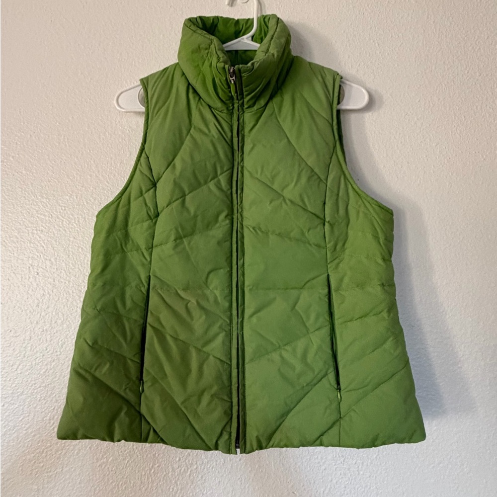 Kenneth Cole Reaction Women’s size M Green Down Puffer Vest(A485) - Picture 3 of 8